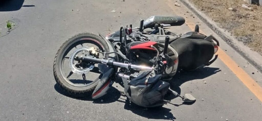 motorista-pierde-control-colisiona-contra-arriate-central-ruta-interamericana-pierde-la-vida