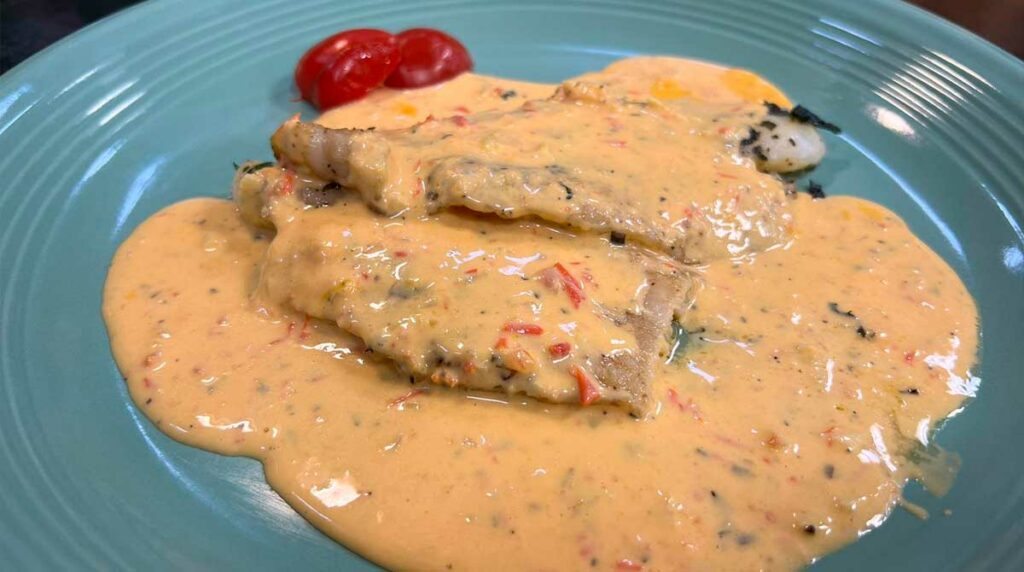 tilapia-en-salsa-de-coco-a-la-plancha-receta-fresca-y-facil-de-preparar