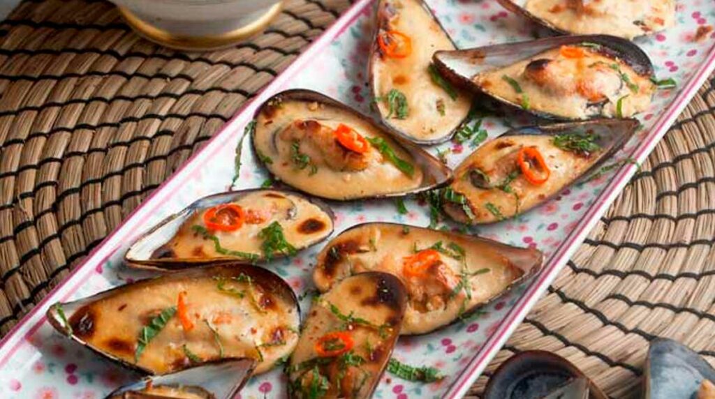 mejillones-al-vino-gratinados-espectacular-receta-con-pocos-ingredientes