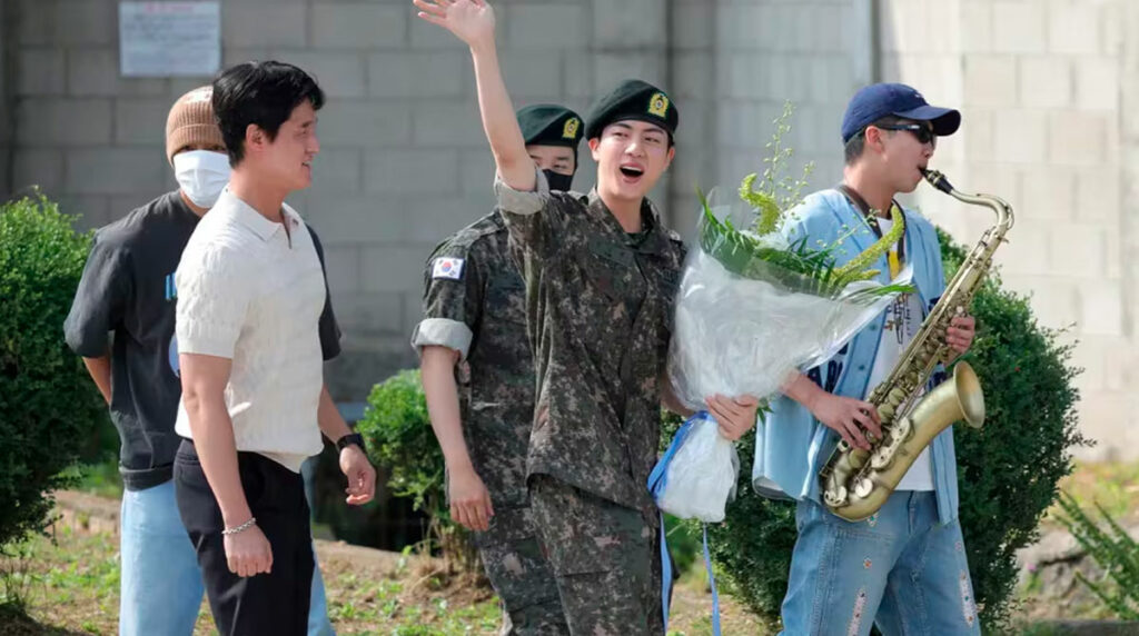 Jin de BTS ha culminado su servicio militar