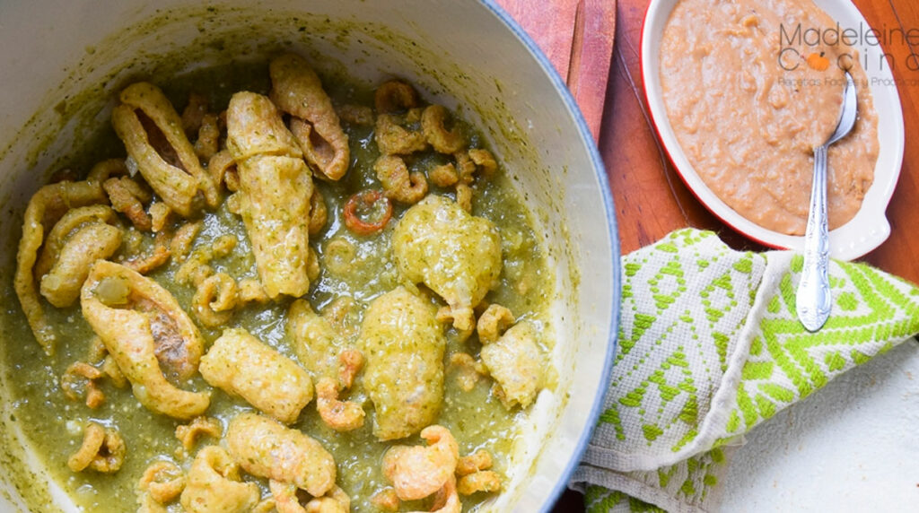 prepara-delicioso-chicharron-en-salsa-verde-sabor-guatemalteco