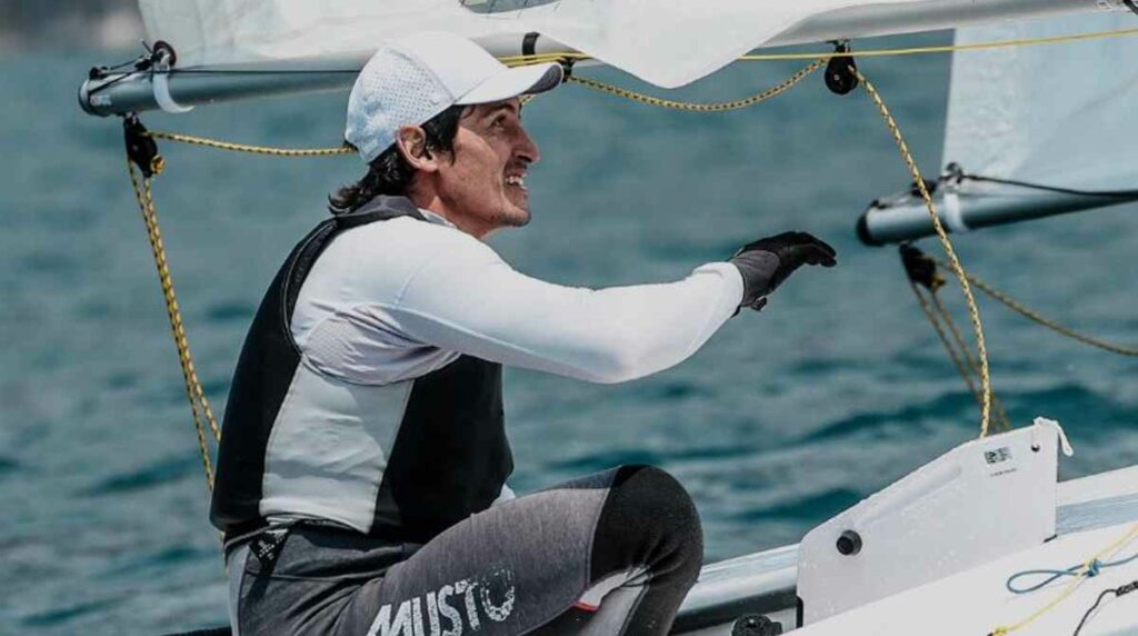 Representante de Guatemala en Navegación a Vela durante Juegos Olímpicos de París 2024.