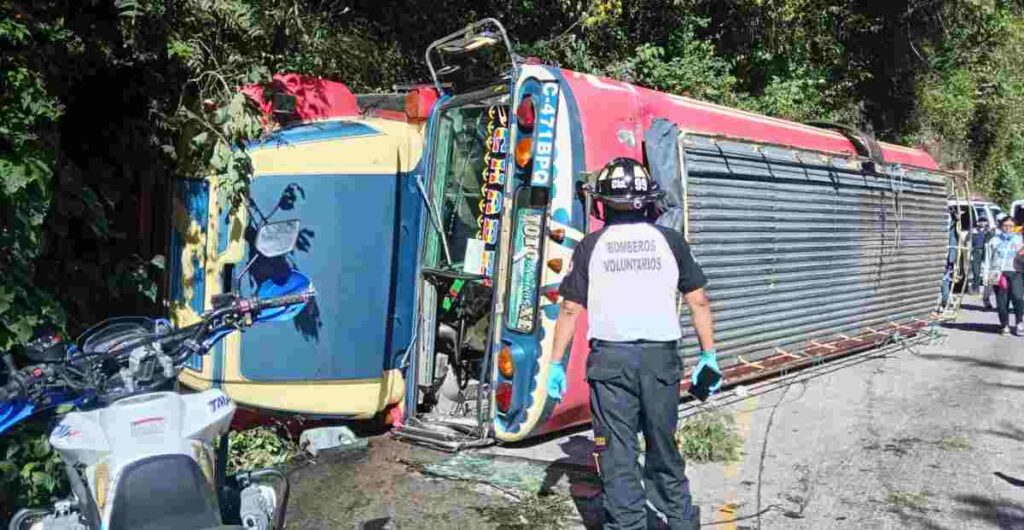 accidente-bus-santa-clara-la-laguna