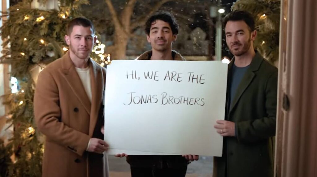 Los Jonas Brothers anunciaron su regreso a Disney con una película navideña