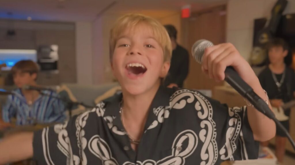 Milan y Sasha, hijos de Shakira y Piqué, lanzan su primera canción juntos