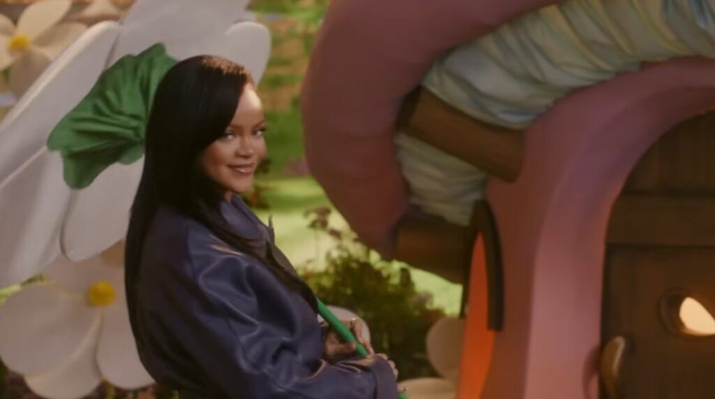 Rihanna regresa a la música con tema exclusivo para la película de "Los Pitufos"