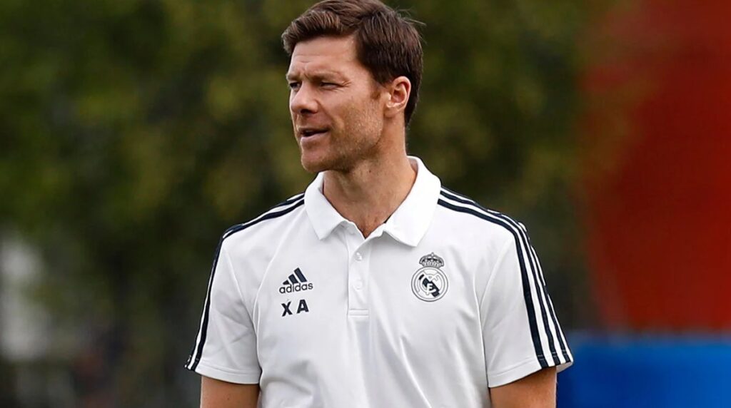 Oficial Xabi Alonso Real Madrid 