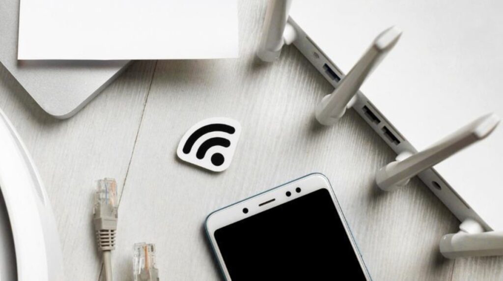 Evita intrusos: así puedes ocultar tu red Wi-Fi para que nadie más la vea