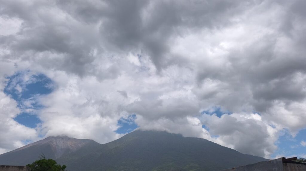 Clima en Guatemala este fin de semana: calor, nubes y posibilidad de lluvias dispersas