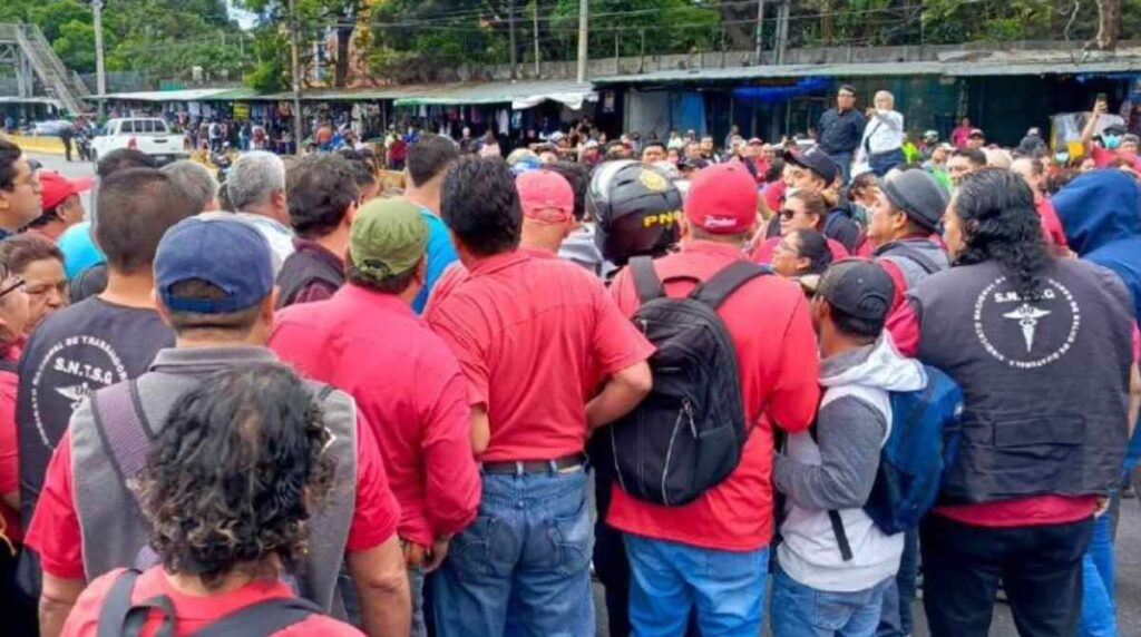 Sindicato de Salud anuncia manifestaciones este viernes 13 de marzo: estos son los posibles puntos