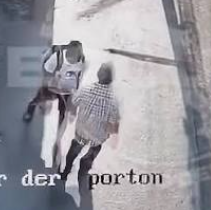 Adulto mayor muere atropellado tras ser empujado por un joven (VIDEO)